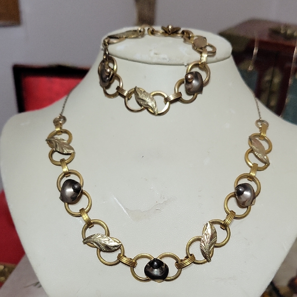 VINTAGE ORBIC GOLD FILLED NECKLACE AND BRACELET SET